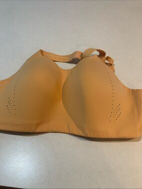 Lululemon Seamless deep yellow Everyday Wireless Bra